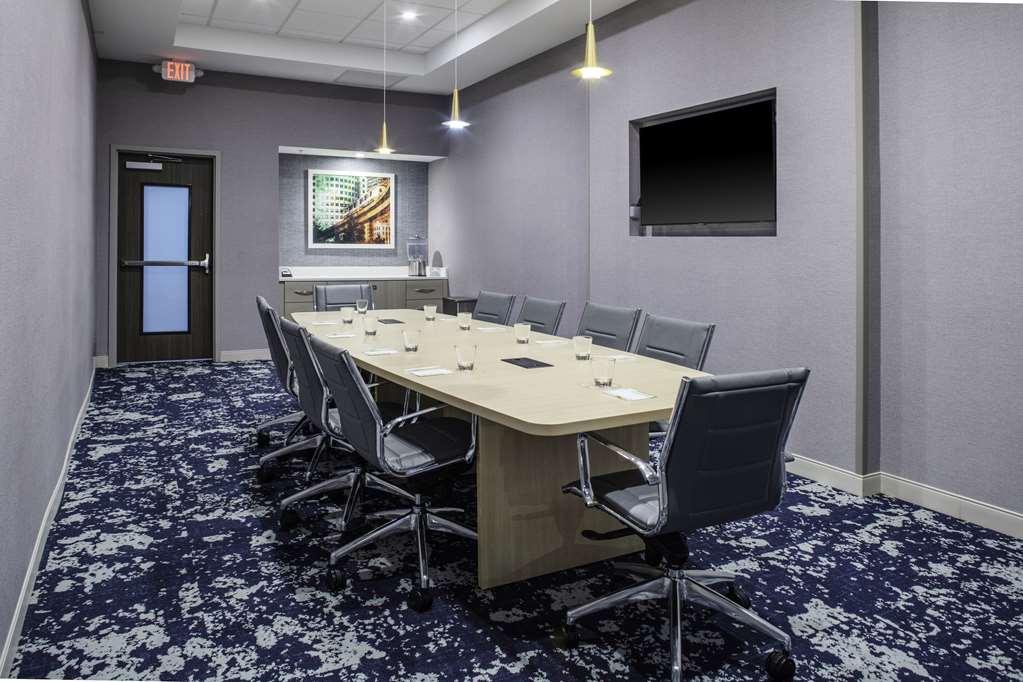 Home2 Suites By Hilton Northville Detroit Facilități foto